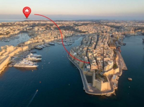 A Charming Townhouse in Senglea Overlooking Valletta's Grand Harbour
